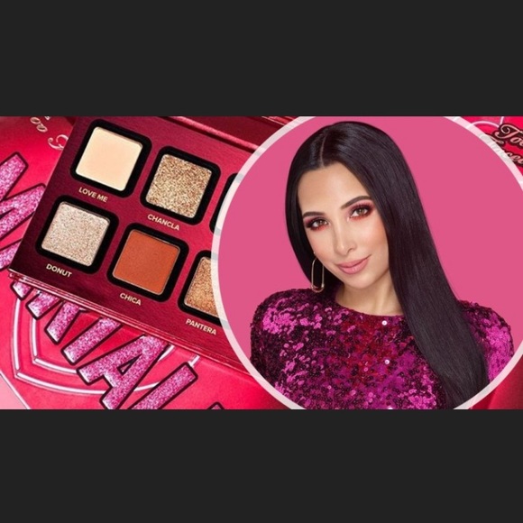 Too Faced Amor Caliente eyeshadow and cheek palette Limited Edition NEW - Picture 5 of 5